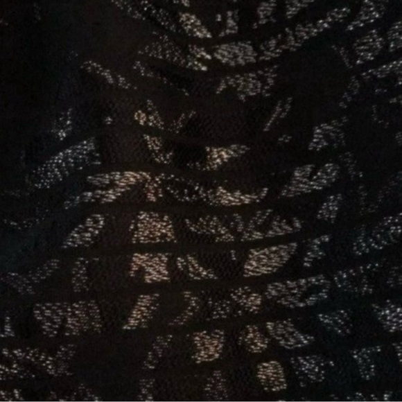 NWOT White House Black Market Metallic Shadow Stripe Full Skirt - Picture 4 of 6